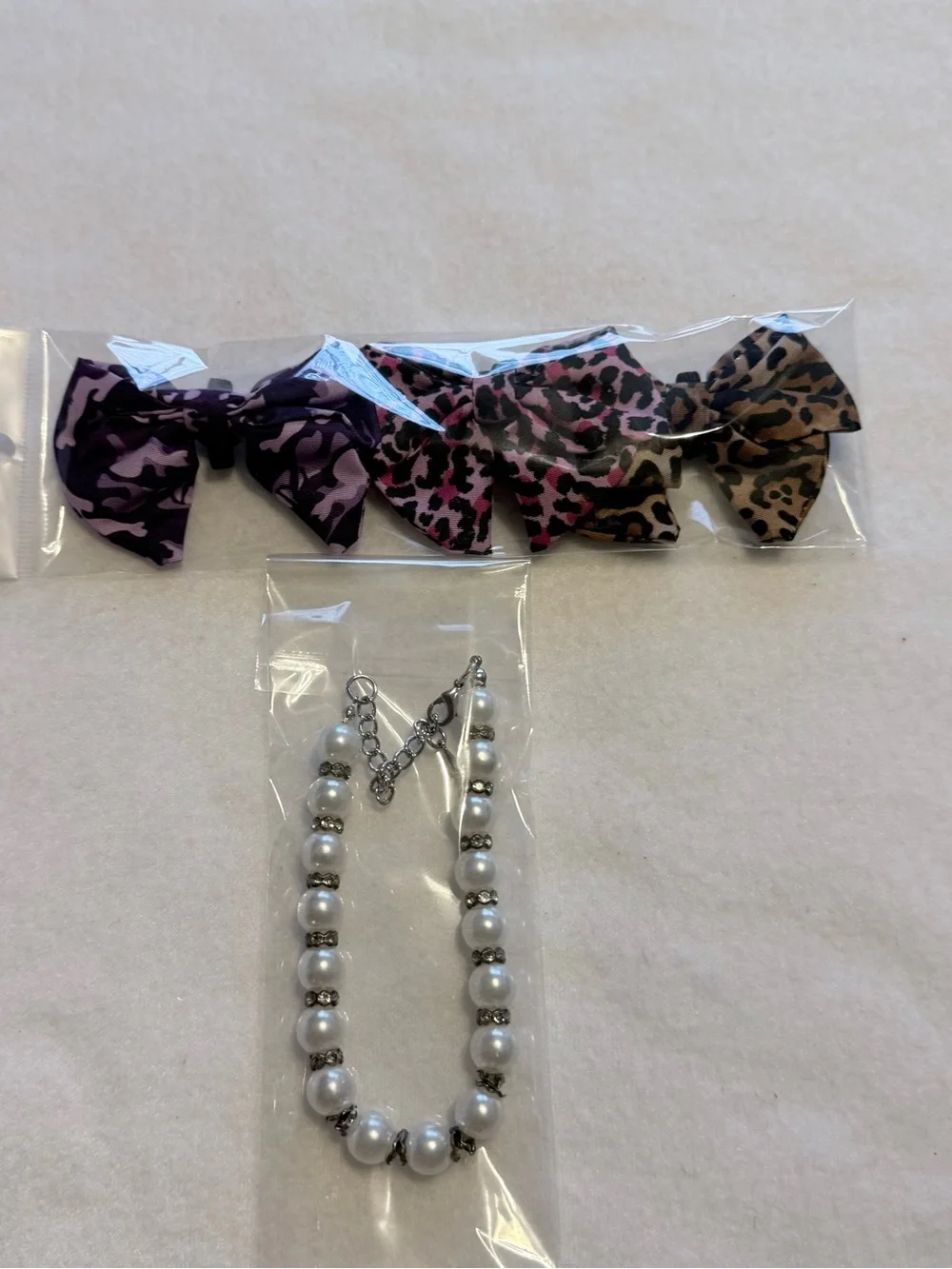 Small Pet Accessory Bundle-Pearl Rhinestone Dog Necklace, 3 animal print bows